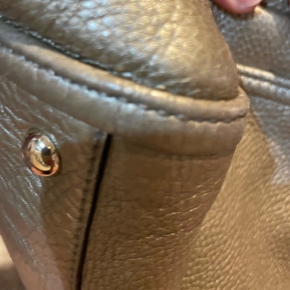 GUCCI SOHO BAG LARGE SIZE IN GOLD PEBBLED LEATHER WITH TASSEL & MATCHING WALLET - Picture 3 of 16